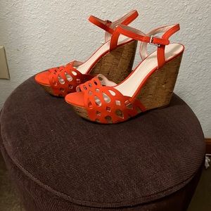 Pretty Orange women size 10 never worn wedge